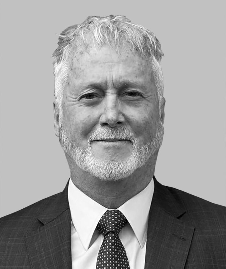 Daniel Massey